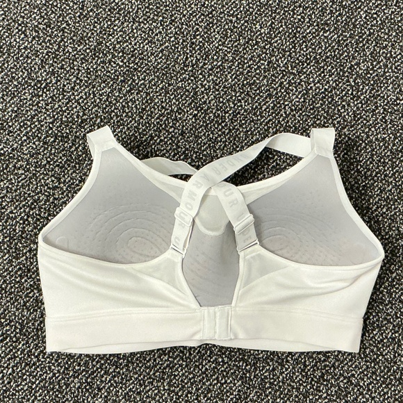 EUC Under Armour UA Infinity High Impact Sports Bra WHITE Size XL #1351994 - Picture 5 of 8